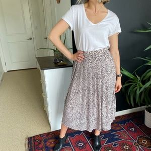 Leopard Print Pleated Chiffon Midi Skirt